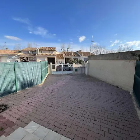 Maison Avec Jardin, Centre-ville, Proche Plage, 6 Pers. - Fr-1-701-50 度假居 *